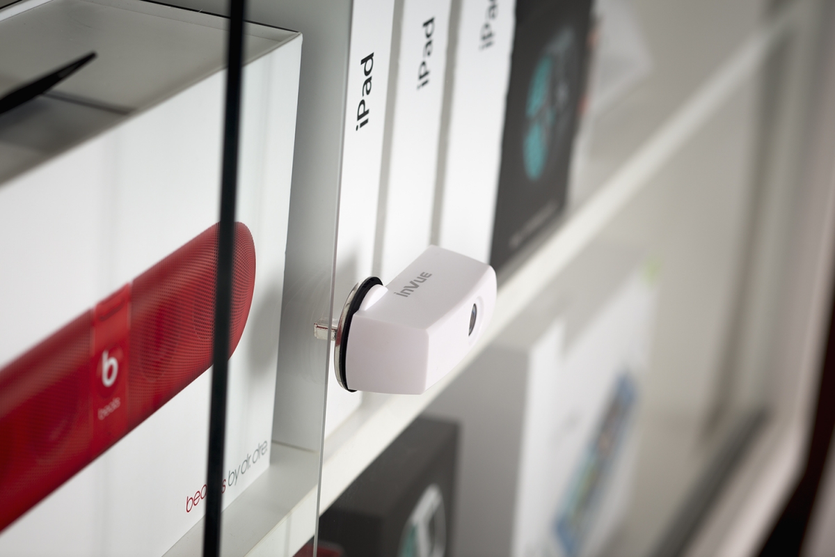 Khóa thông minh Plunger sử dụng cho tủ kính trưng bày Ipad, tai nghe Beats