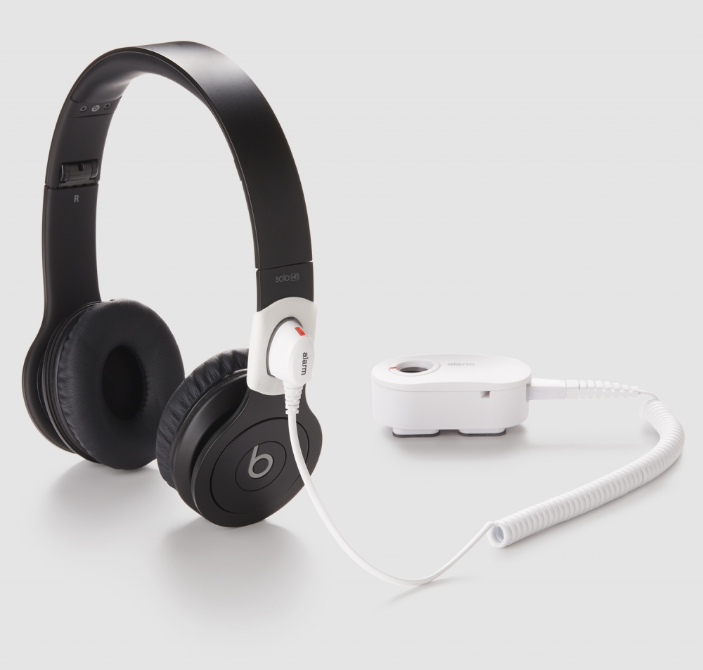 Thiết bị bảo vệ tai nghe Beats trưng bày Zips 2.0